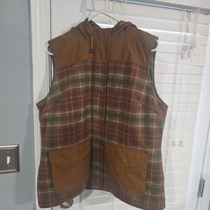 Orvis Plaid Quilted Wool Hooded zip up vest. Mens Size Large.